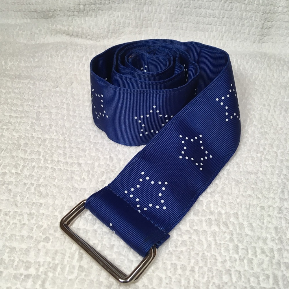 SOLD✨NWOT Vintage Royal Blue Stars D-Ring Belt - Picture 2 of 8
